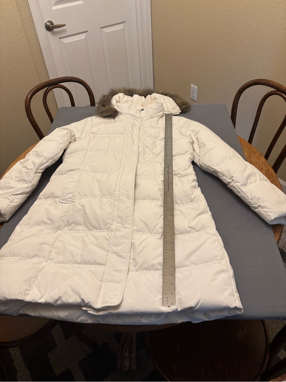 GAP Cream Hooded Quilted Puffer Coat with Faux-Fur Women’s L